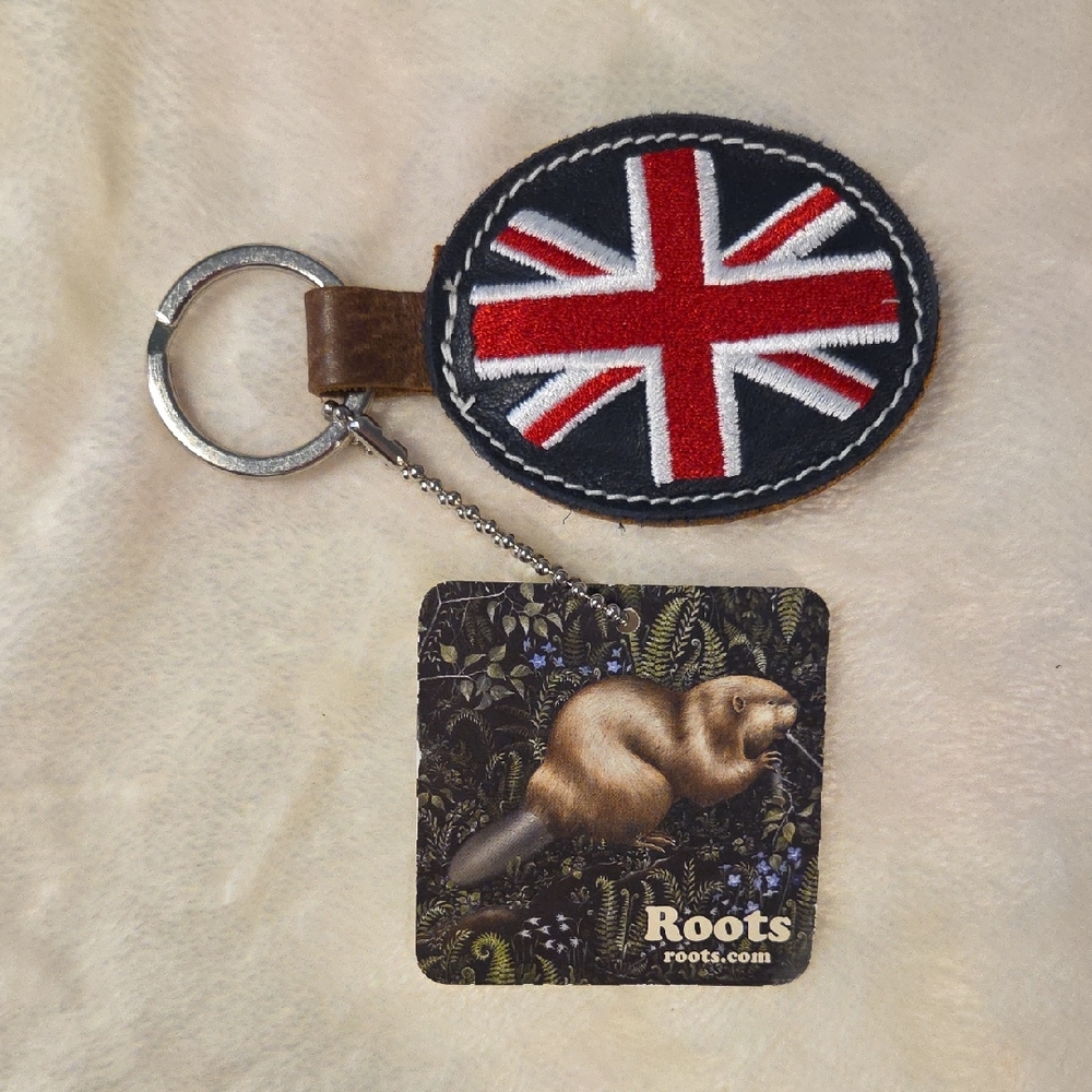 NWT Roots Canada Union Jack England Leather Emroidery Key Chain Made In Canada